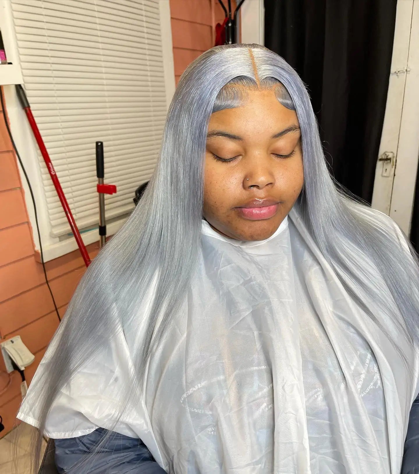 Gray Glam Mirage Glueless, Full Lace, Transparent Lace Frontal Wigs