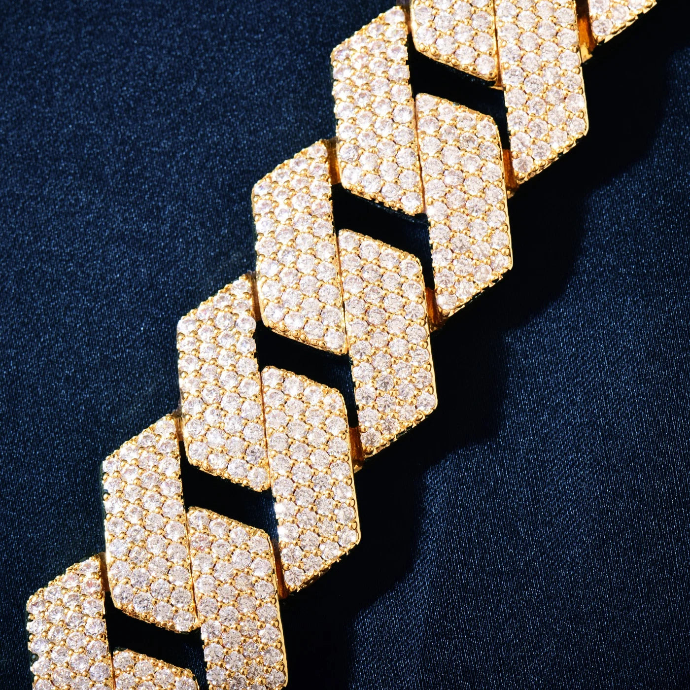 FrostByte Flex: The Glacial Glimmer Chain