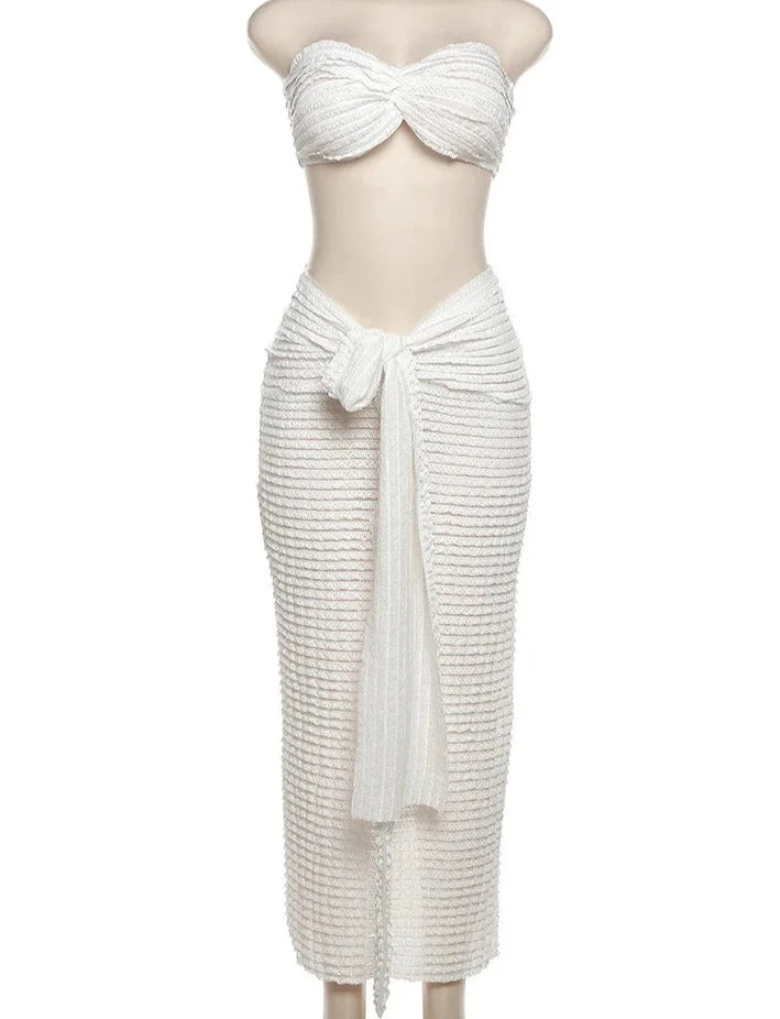 Midnight Mischief: Strappy Sophisti-Set