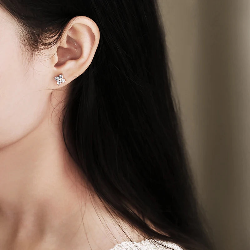 QuadSpark VVS1 Moissanite Majesty Studs